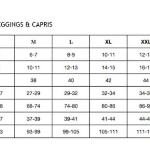 Music Notes Lotus Legging Capri - Picture 4 of 4